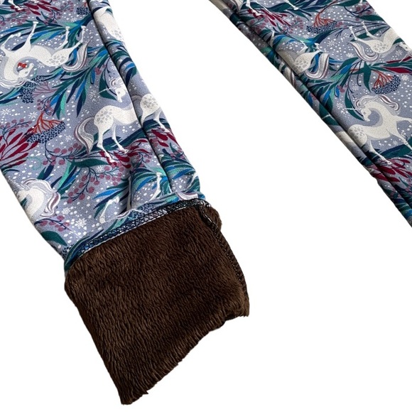 Just Cozy Faux Fur-Lined Unicorn Leggings Size Medium - Picture 4 of 6